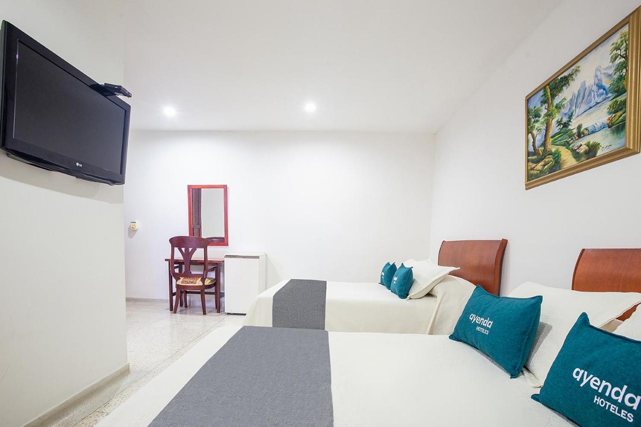 Ayenda Hotel Carivdi 辛塞莱霍 外观 照片