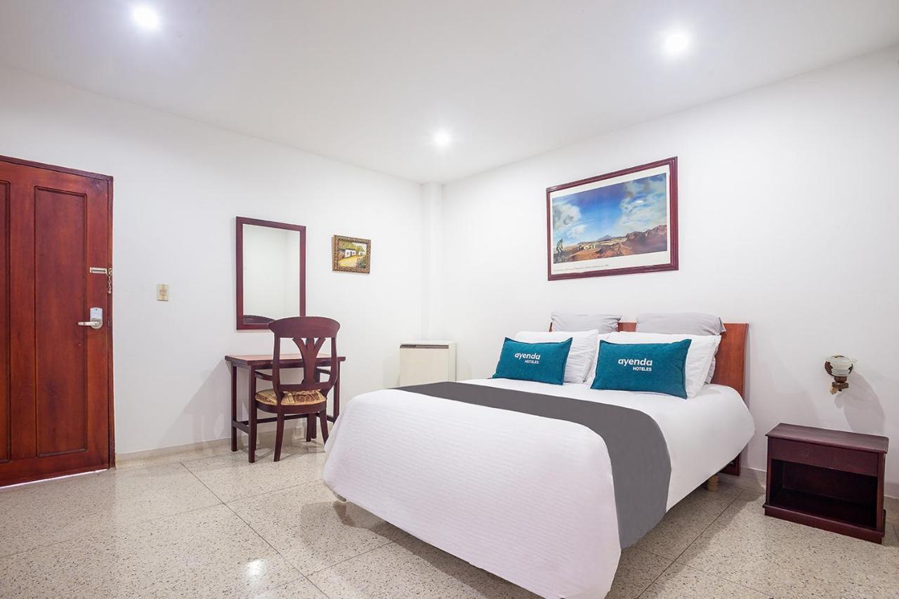 Ayenda Hotel Carivdi 辛塞莱霍 外观 照片