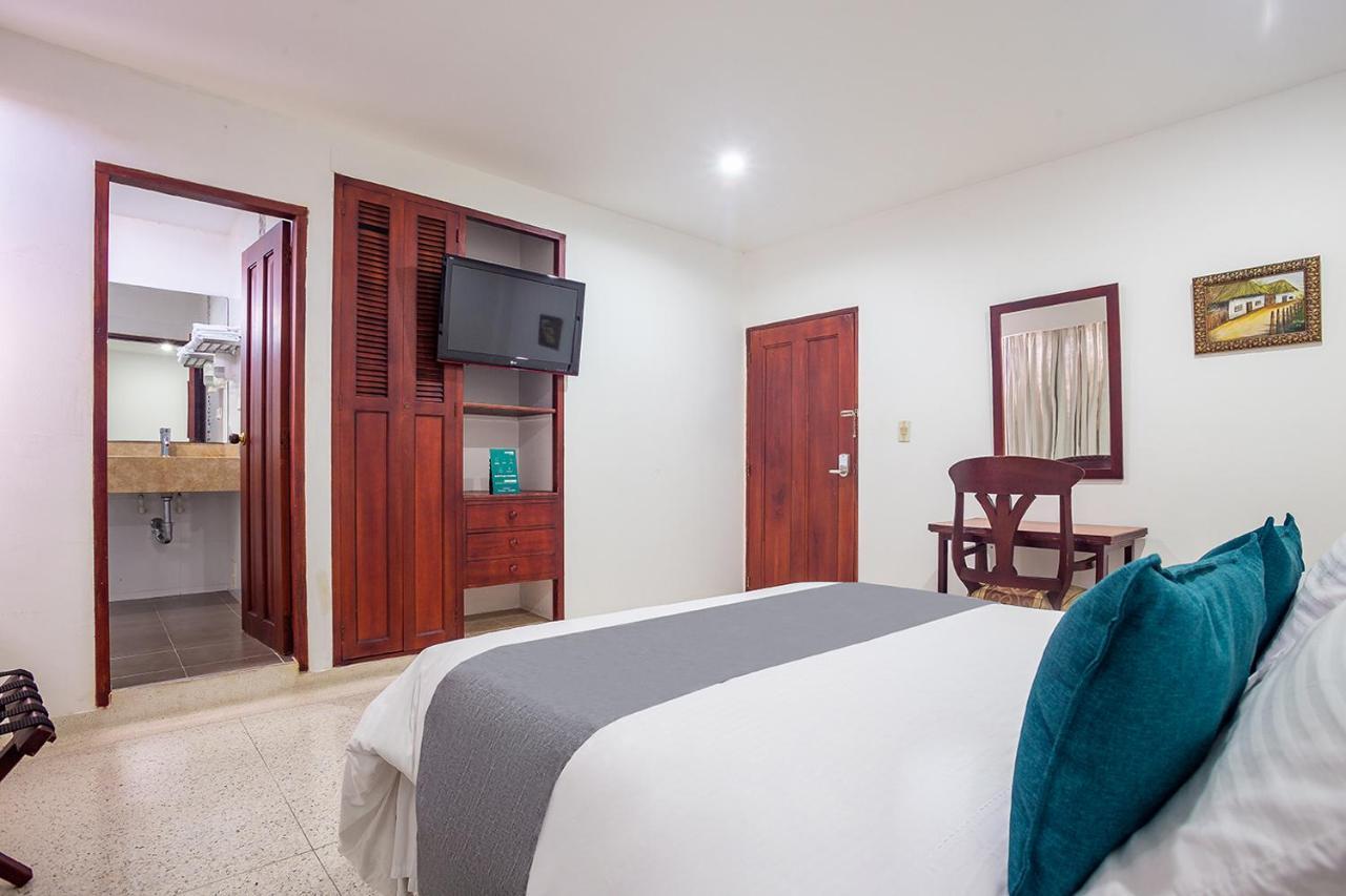 Ayenda Hotel Carivdi 辛塞莱霍 外观 照片